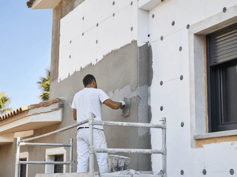 Aislar la fachada por dentro o por fuera (SATE): cual elegir segun tu vivienda