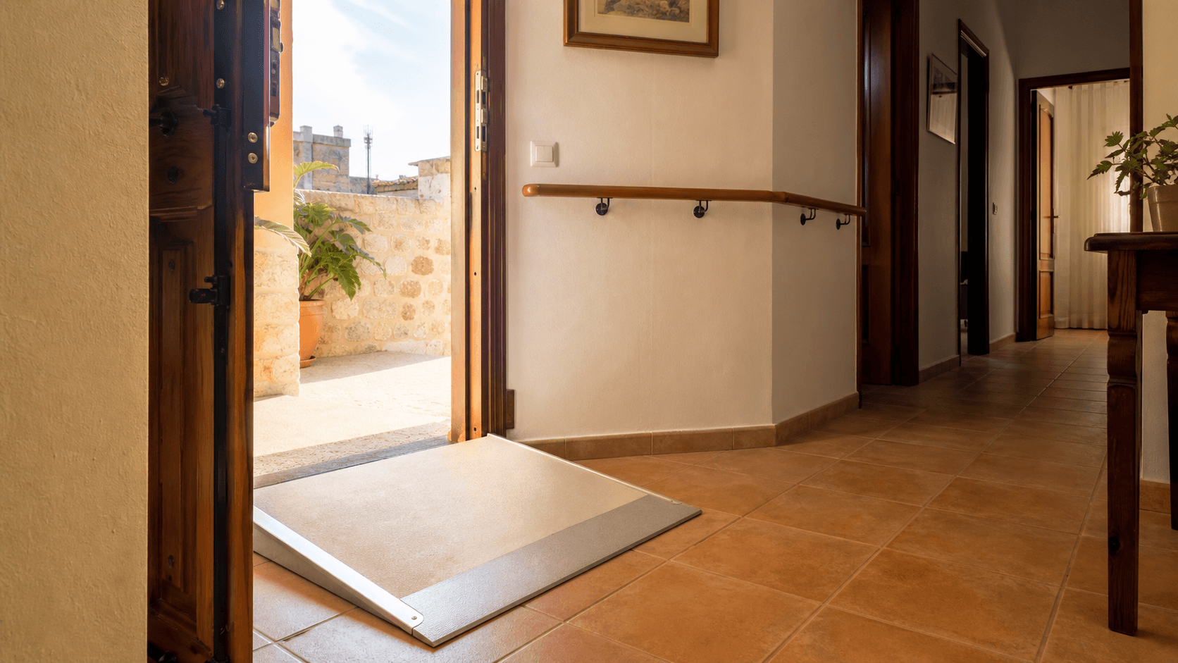 Ayudas para adaptar la vivienda de un mayor en la Comunidad Valenciana: qué cubren y cómo se piden